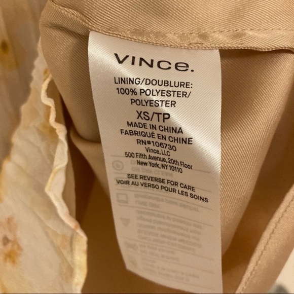 Vince Pressed Petal Blouse - Picture 7 of 8